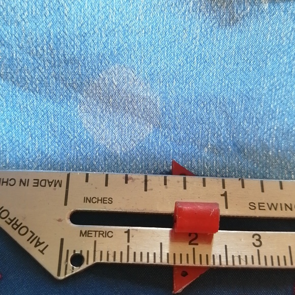 Designer silk scarf - Picture 5 of 6